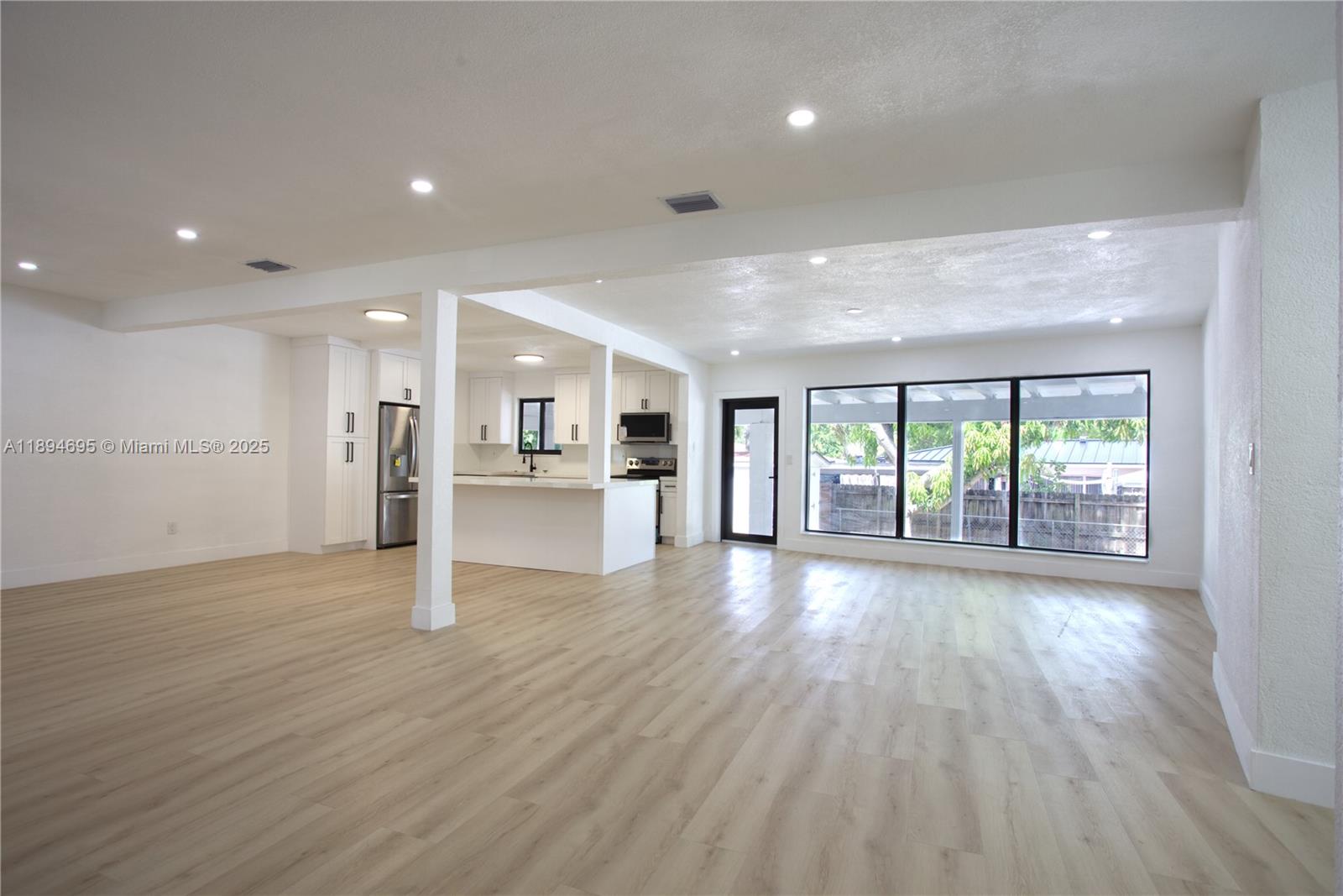 12905 North Miami Avenue North Miami, FL 33168 - Photo 27 of 44