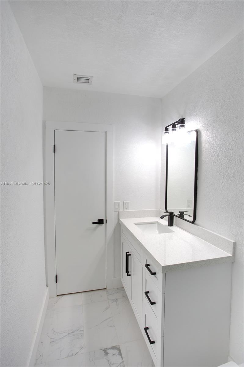 12905 North Miami Avenue North Miami, FL 33168 - Photo 28 of 44