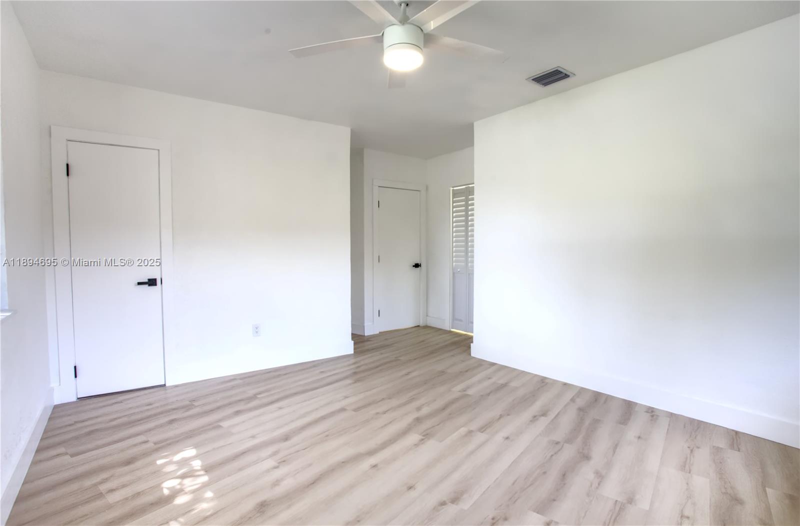 12905 North Miami Avenue North Miami, FL 33168 - Photo 30 of 44