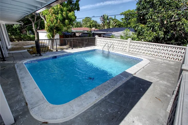 $4,700 | 12905 North Miami Avenue, North Miami, FL 33168