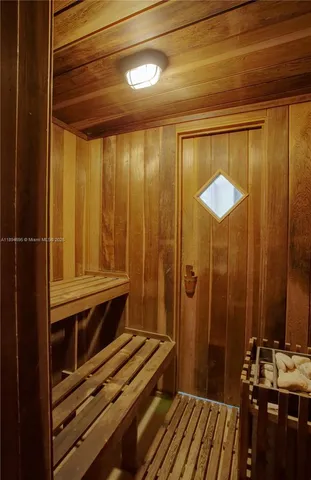 $4,700 | 12905 North Miami Avenue, North Miami, FL 33168