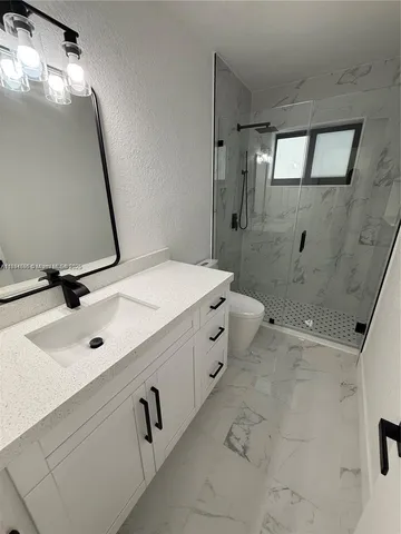 $4,700 | 12905 North Miami Avenue, North Miami, FL 33168