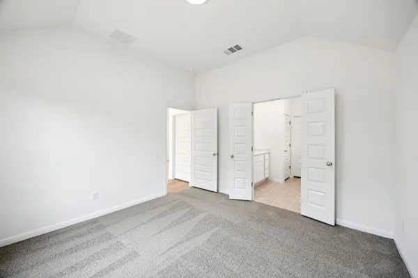 $300,490 | 435 Lucky Avenue, Elgin, TX 78621