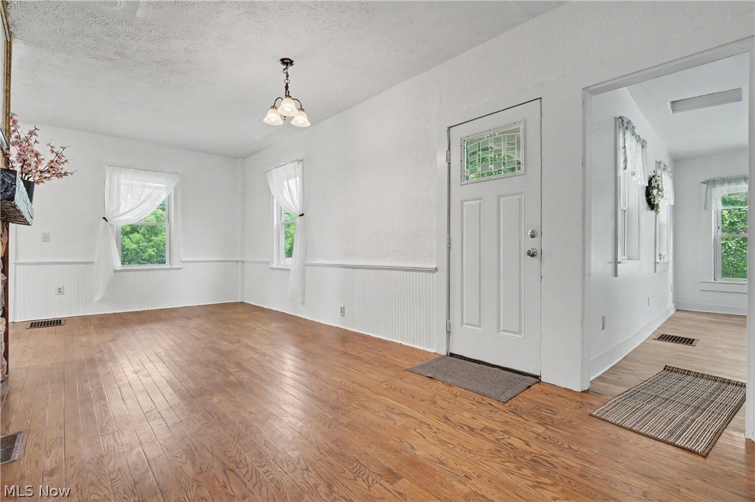 9470 Tallmadge Road Diamond, OH 44412 - Photo 29 of 37