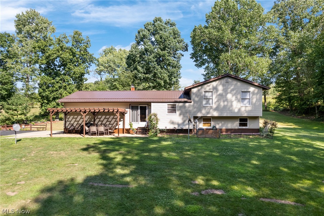 9234 Bailey Road Northeast Bolivar, OH 44612 - Photo 17 of 42 Gallery Image 17