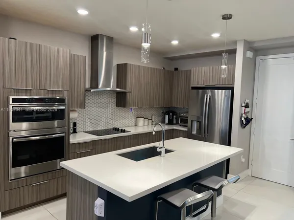 $4,300 | 10355 Northwest 66th Street, Unit 10355, Doral, FL 33178