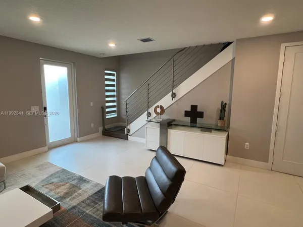 $4,300 | 10355 Northwest 66th Street, Unit 10355, Doral, FL 33178