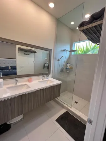 $4,300 | 10355 Northwest 66th Street, Unit 10355, Doral, FL 33178