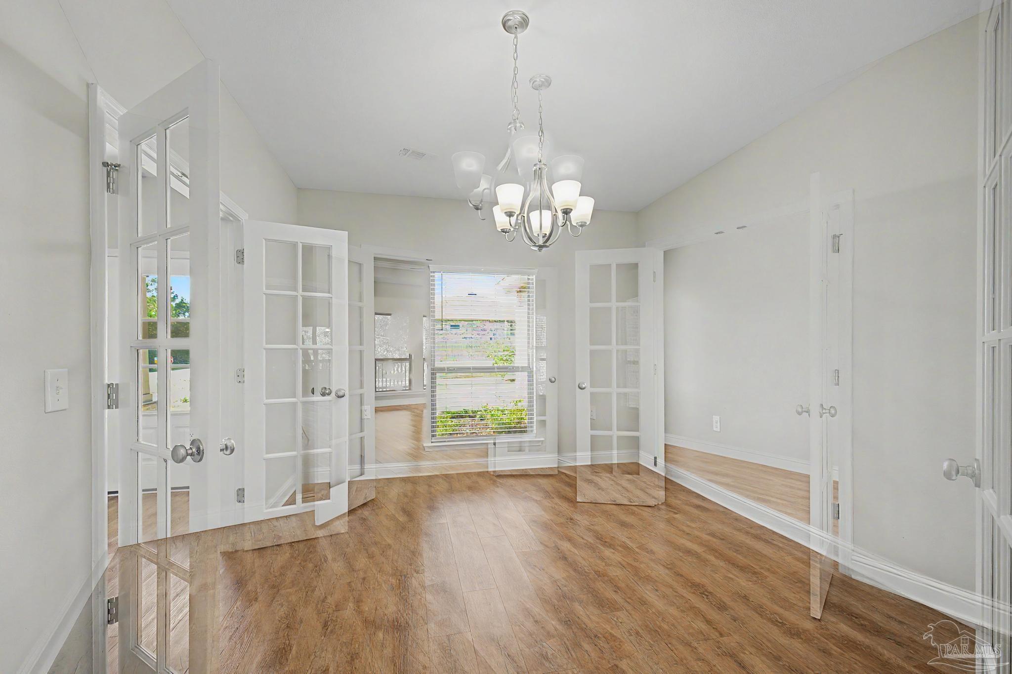 400 Broadleaf Circle Cantonment, FL 32533 - Photo 7 of 34