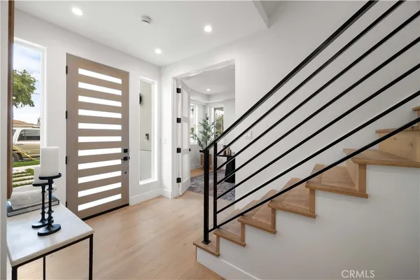 $1,850,000 | 2018 Grant Avenue, Unit A, Redondo Beach, CA 90278