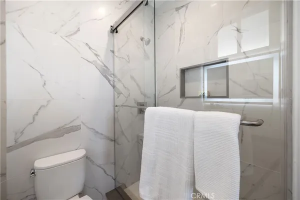 $1,850,000 | 2018 Grant Avenue, Unit A, Redondo Beach, CA 90278