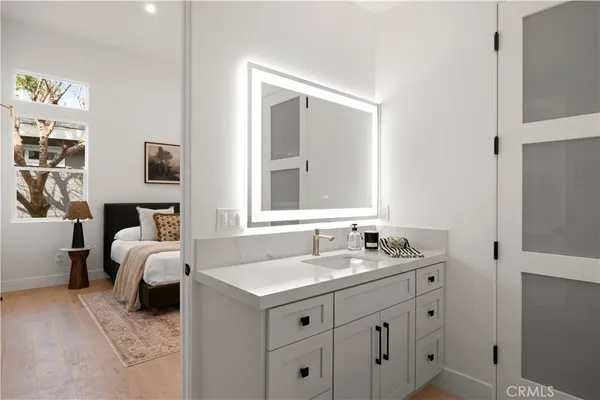 $1,850,000 | 2018 Grant Avenue, Unit A, Redondo Beach, CA 90278