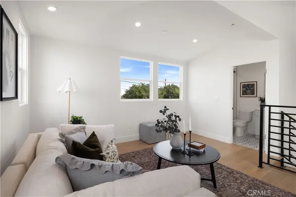 $1,850,000 | 2018 Grant Avenue, Unit A, Redondo Beach, CA 90278