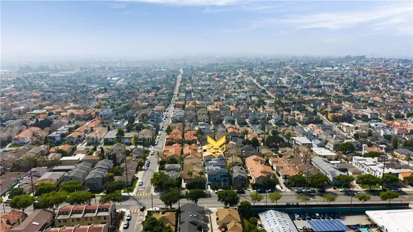 $1,850,000 | 2018 Grant Avenue, Unit A, Redondo Beach, CA 90278