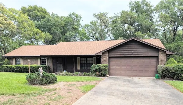 $365,000 | 2025 Larchmont Drive, DeLand, FL 32724