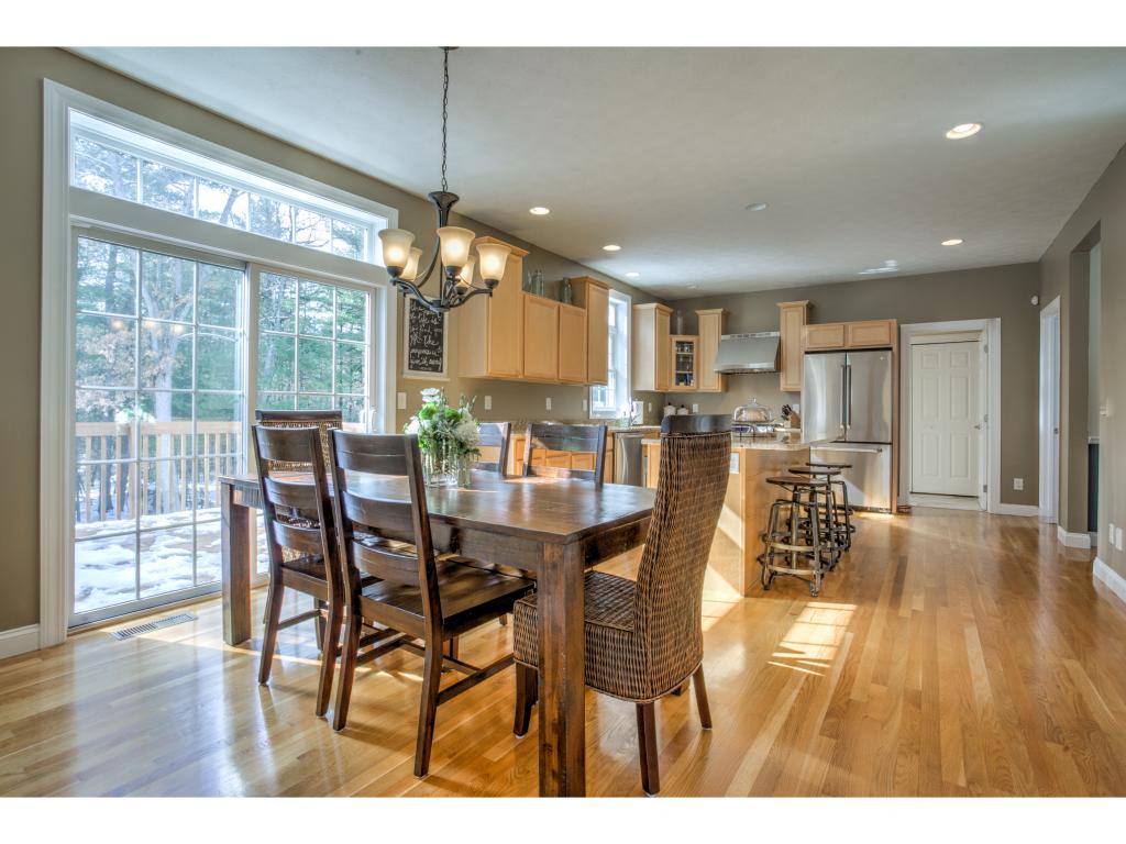 28 Artemis Road Salem, NH 03079 - Photo 4 of 24