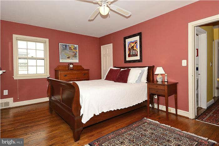 1208 Portner Road Alexandria, VA 22314 - Photo 10 of 30 a bedroom with bed and window