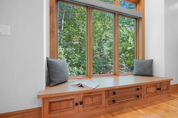 $974,900 | 2920 Parkwood Drive, Green Bay, WI 54313