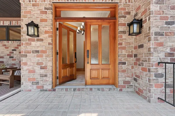 $974,900 | 2920 Parkwood Drive, Green Bay, WI 54313