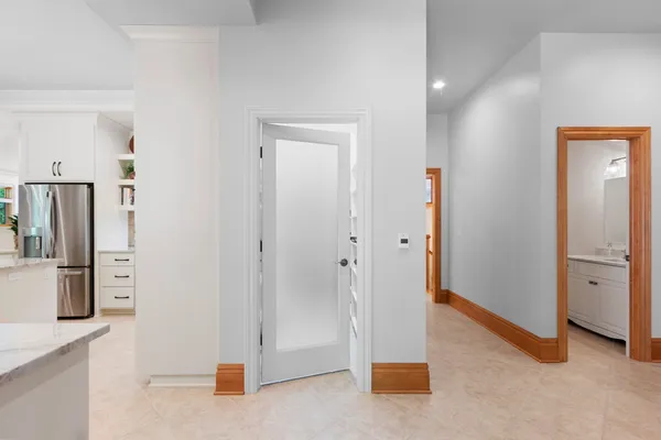 $974,900 | 2920 Parkwood Drive, Green Bay, WI 54313