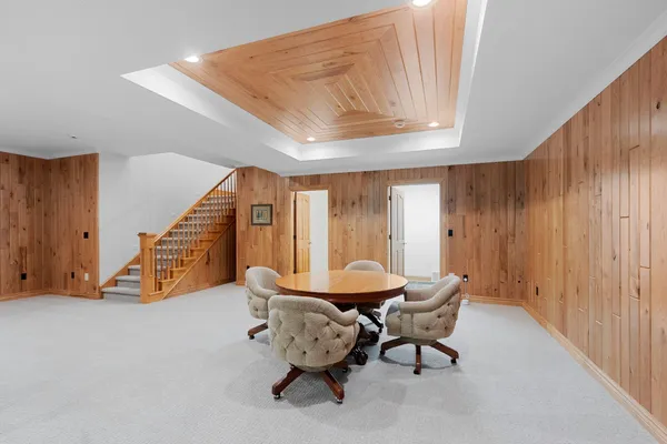 $974,900 | 2920 Parkwood Drive, Green Bay, WI 54313