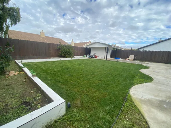 $584,900 | 827 St Andrew Street, Lathrop, CA 95330