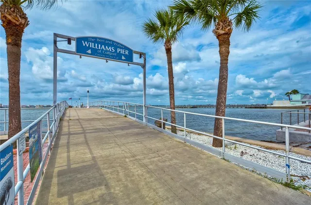 $1,500 | 5737 Shore Boulevard South, Unit 2, Gulfport, FL 33707