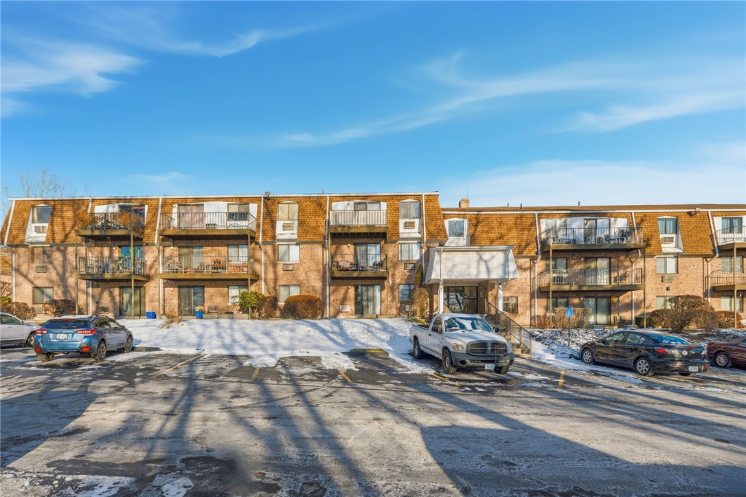 752 Quaker Lane, Unit A311 Warwick, RI 02818 - Photo 16 of 21