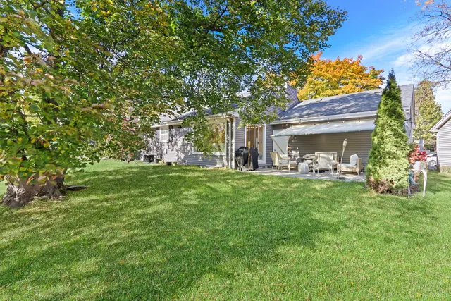 $3,000 | 658 White Court, Gurnee, IL 60031