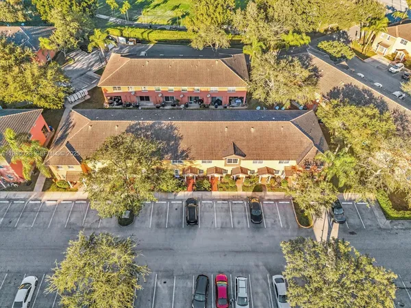 $2,650 | 6747 Sienna Club Drive, Lauderhill, FL 33319