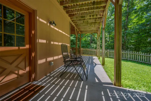 $670,000 | 23 Jay Foster Way, Unit 22/23, Saluda, NC 28773