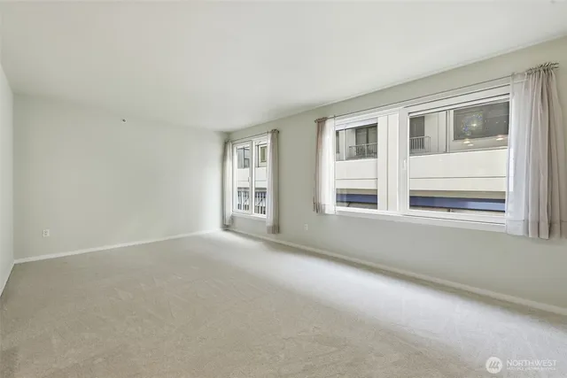 $349,950 | 76 Cedar Street, Unit 807, Seattle, WA 98121