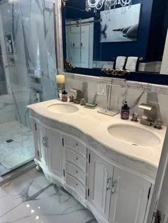 $1,785 | 417 West Elm Street, Unit 2R, Brockton, MA 02301