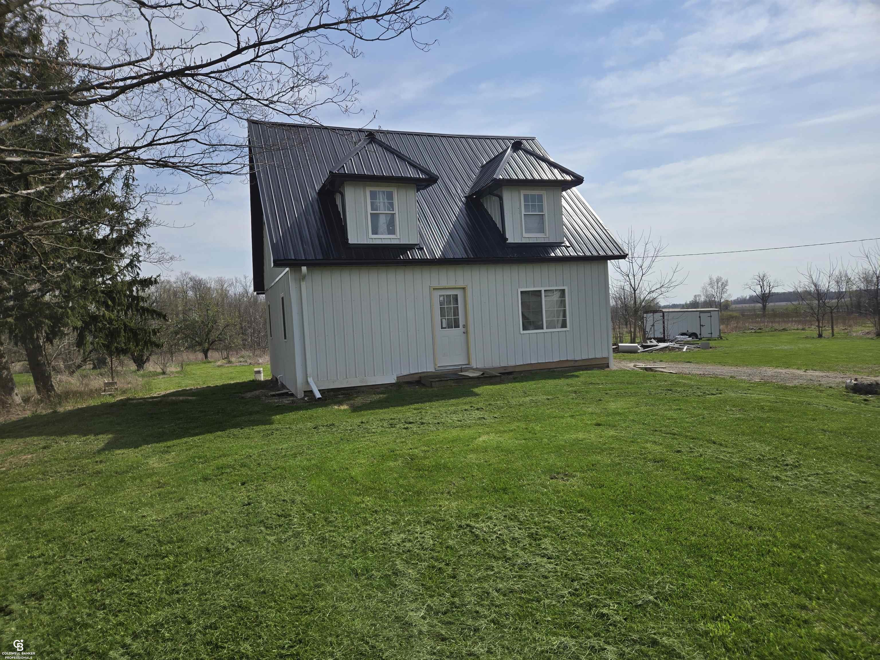 16433 Dudley Road Brown City, MI 48416 - Photo 2 of 24
