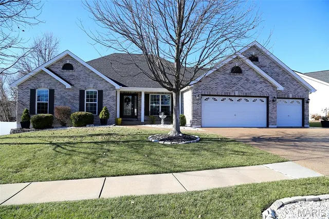 $450,000 | 1365 Presidents Landing Drive, O'Fallon, MO 63366