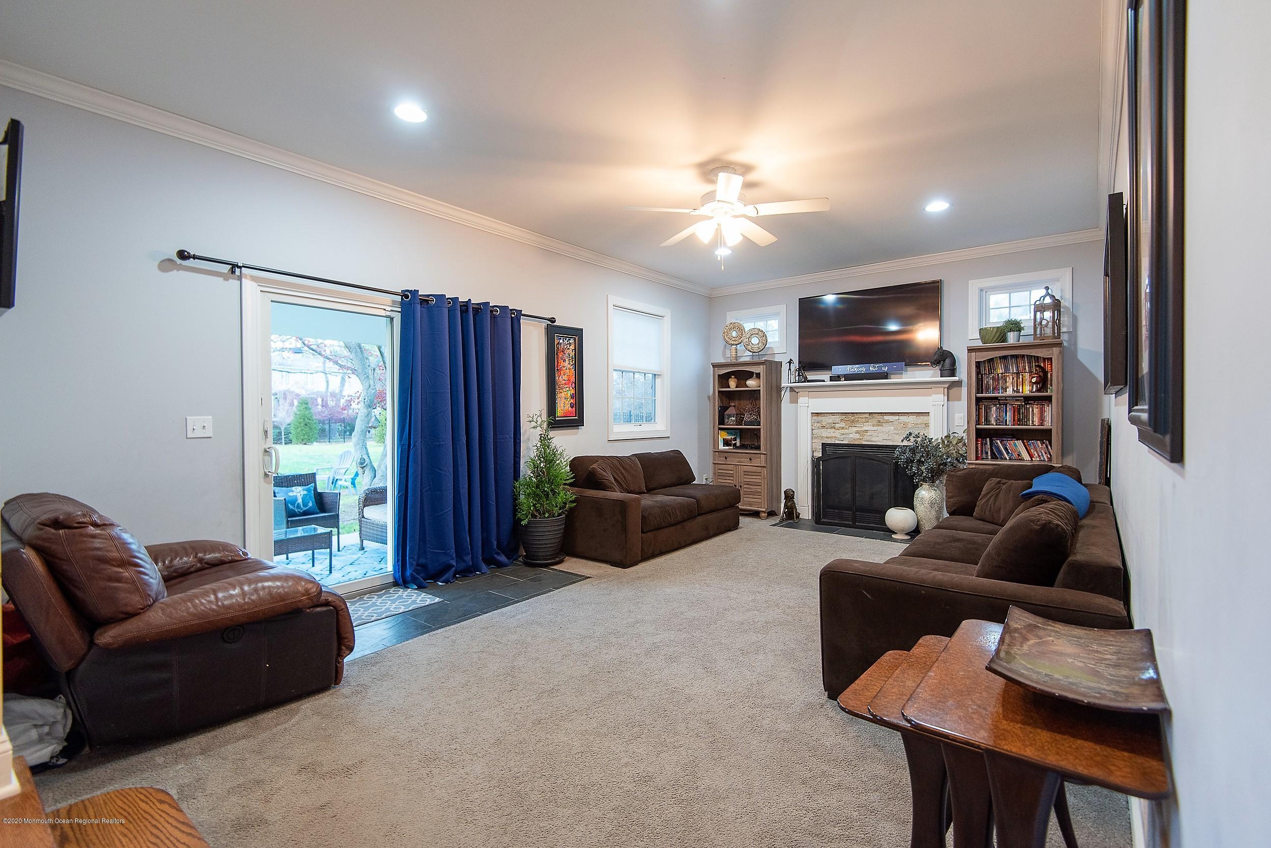935 Raritan Road Scotch Plains, NJ 07076 - Photo 22 of 68 Family 1 (26)