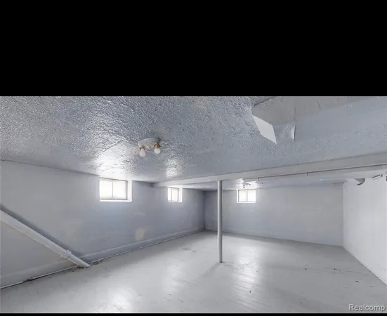 $129,000 | 15922 Turner Street, Detroit, MI 48238