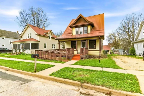 $177,700 | 954 Church Street, Richland Center, WI 53581