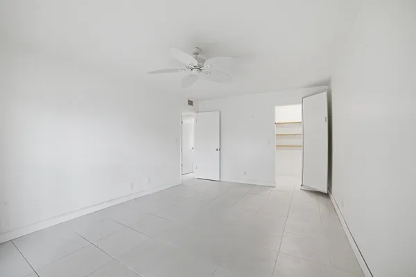 $225,000 | 130 Doolen Court, Unit 108, North Palm Beach, FL 33408