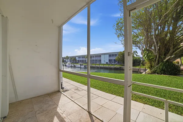 $225,000 | 130 Doolen Court, Unit 108, North Palm Beach, FL 33408