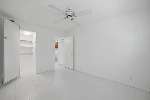 $225,000 | 130 Doolen Court, Unit 108, North Palm Beach, FL 33408