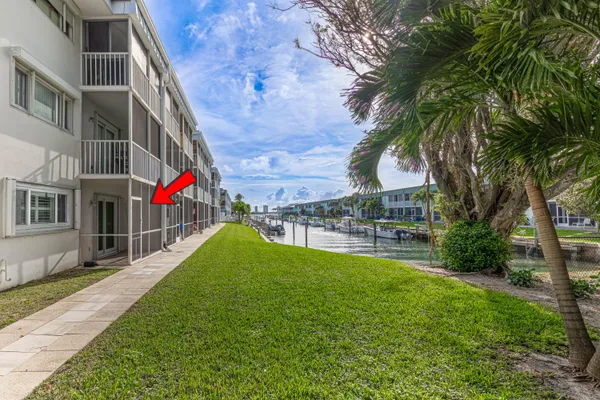 $225,000 | 130 Doolen Court, Unit 108, North Palm Beach, FL 33408