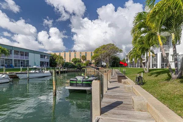 $225,000 | 130 Doolen Court, Unit 108, North Palm Beach, FL 33408