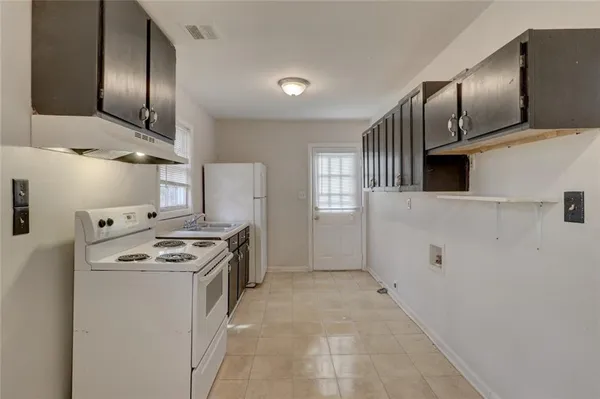 $1,425 | 4168 Tara Drive, Forest Park, GA 30297