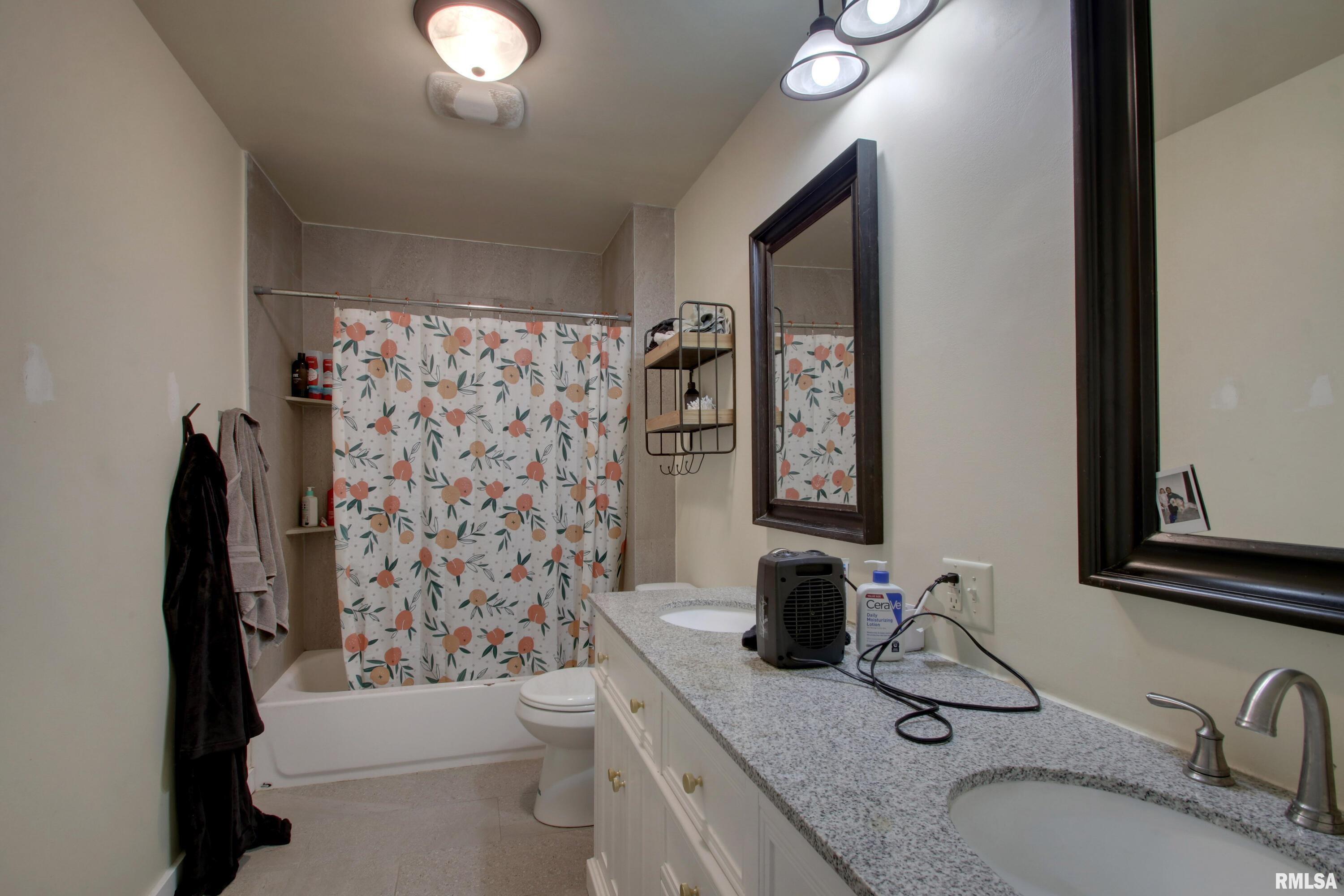 366 East Main Street Plainville, IL 62365 - Photo 16 of 26