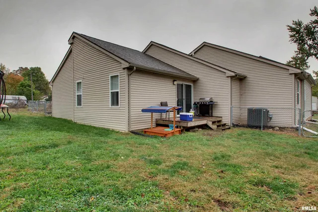 $172,000 | 366 East Main Street, Plainville, IL 62365