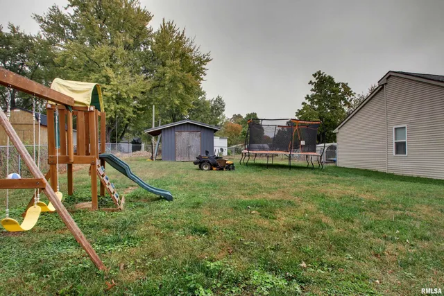 $172,000 | 366 East Main Street, Plainville, IL 62365