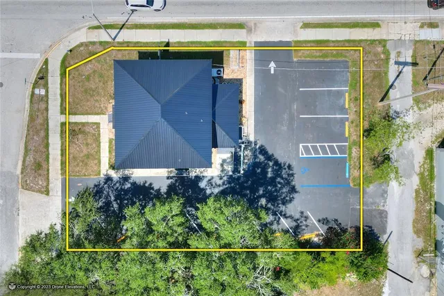 $2,800 | 198 1st Street South, Winter Haven, FL 33880