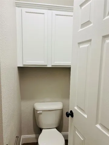 $2,250 | 728 Sampson, Kyle, TX 78640