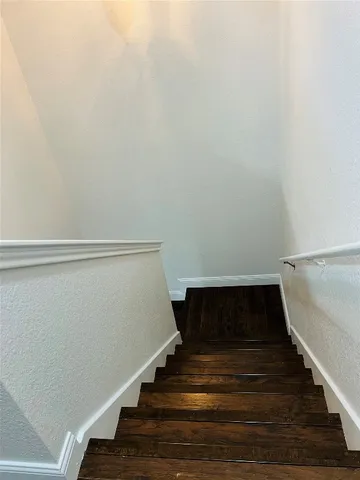 $2,250 | 728 Sampson, Kyle, TX 78640